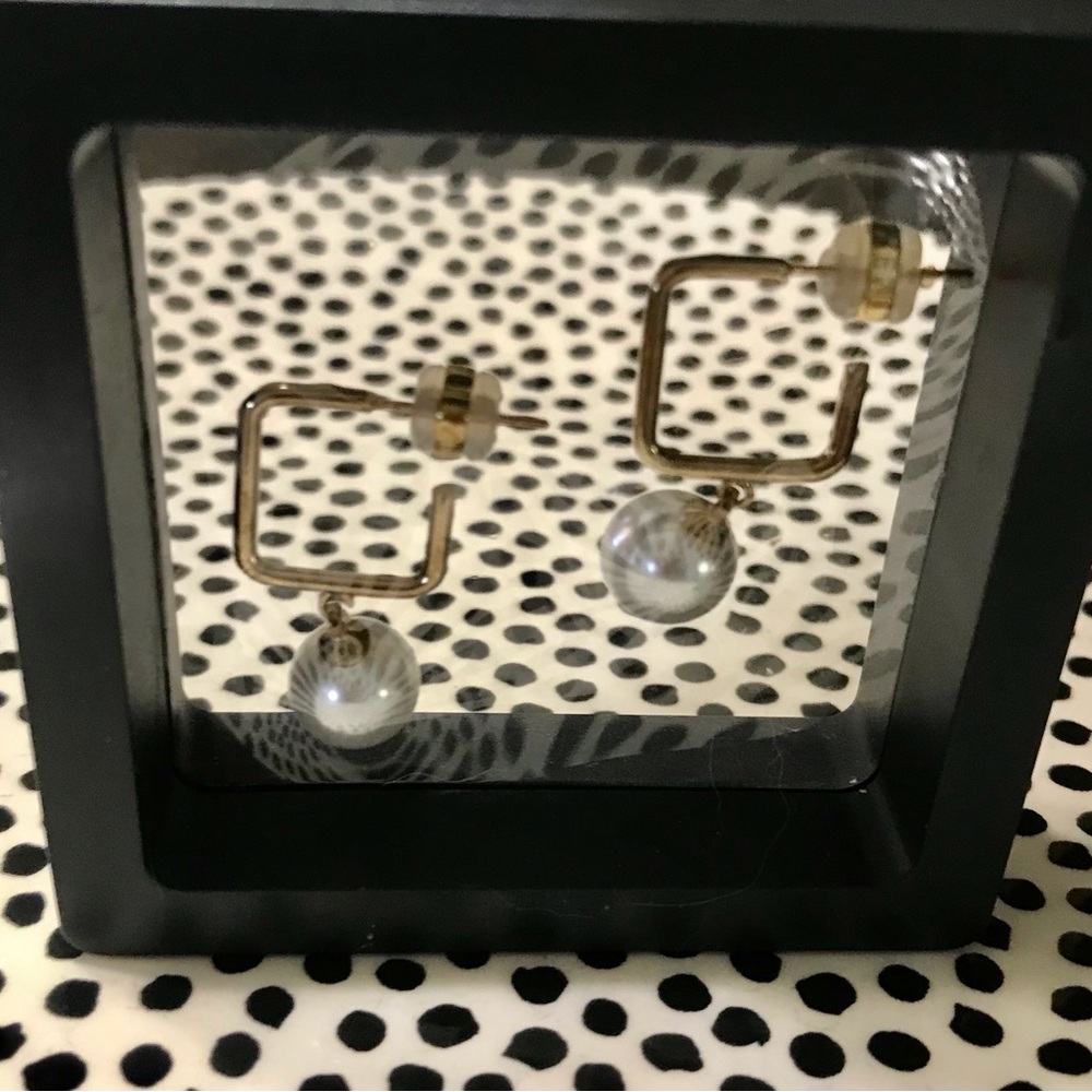 ZIGL Pearl Earrings - Picture 7 of 8